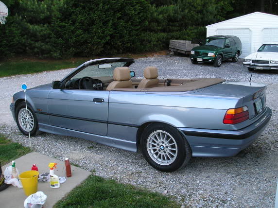 download BMW 323i Convertible able workshop manual