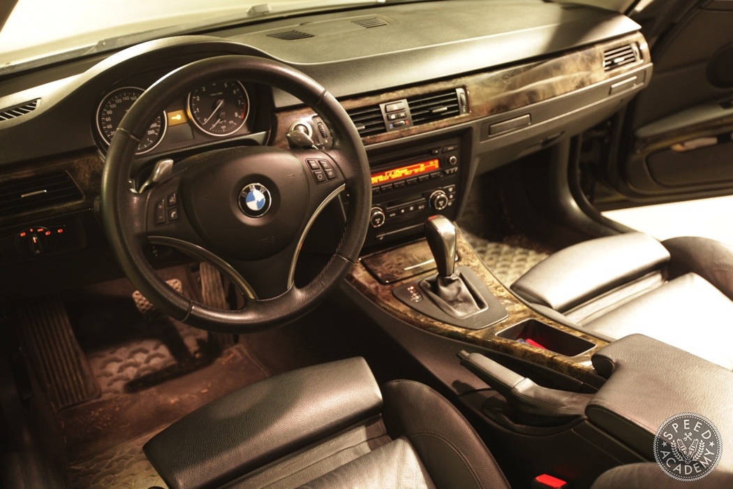 download BMW 328i Sedan with idrive workshop manual