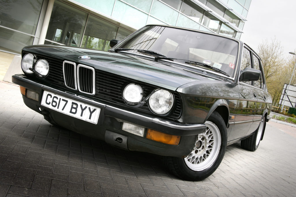 download BMW 5 Series E28 518 able workshop manual