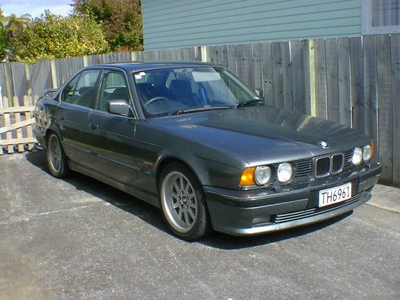 download BMW 5 Series E34 workshop manual