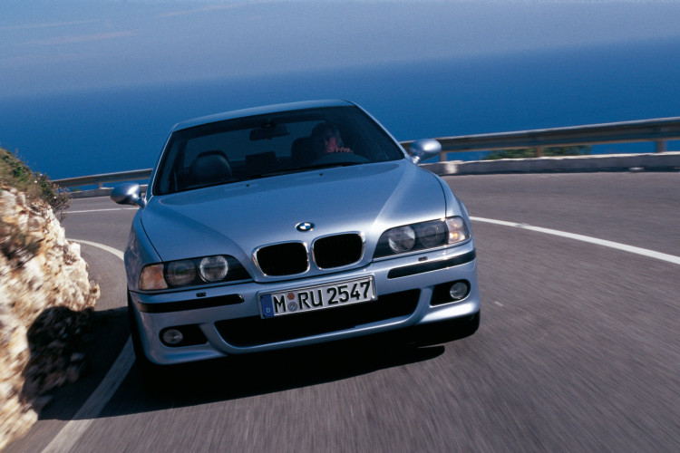 download BMW 5 Series E39 workshop manual