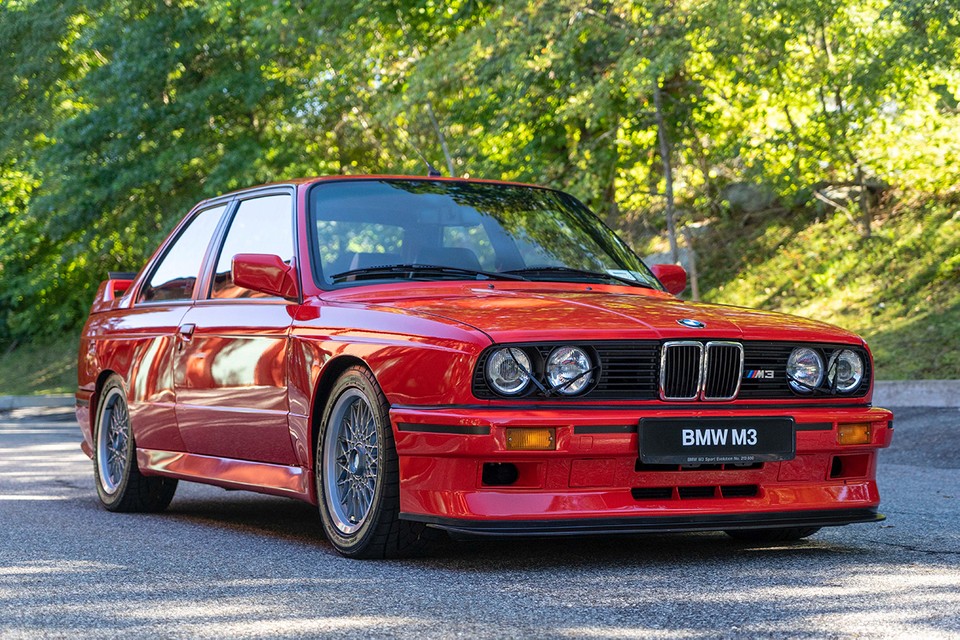 download BMW E30 M3 Dow able workshop manual