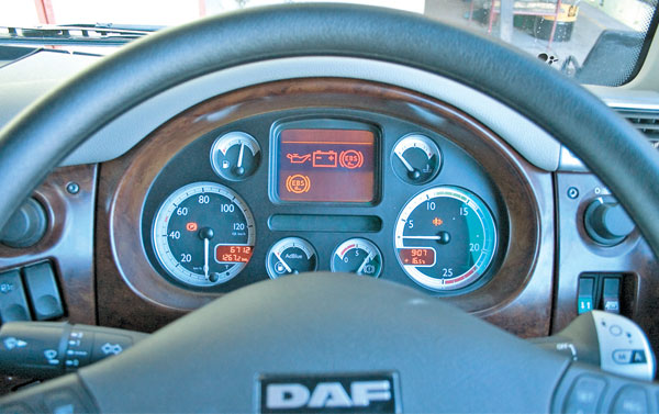 download DAF CF85 Truck workshop manual