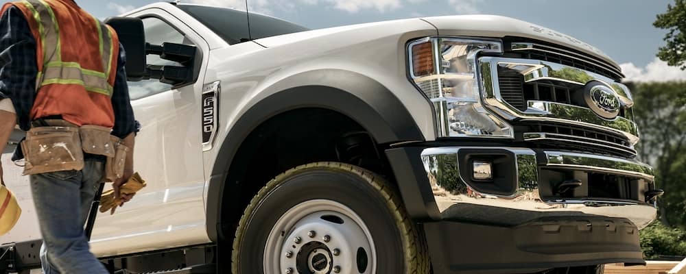 download Ford F 550 Super Duty able workshop manual