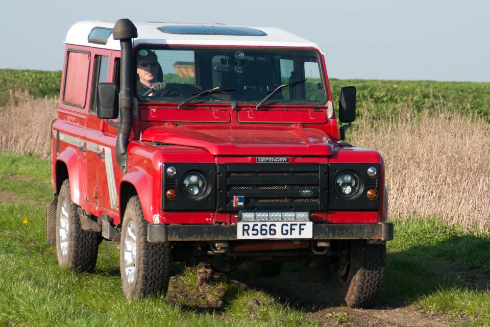 download Land Rover Defender 300 Tdi workshop manual