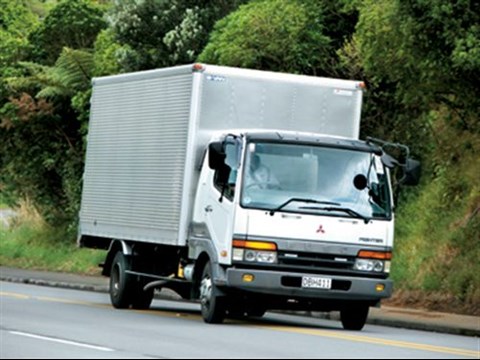 download MITSUBISHI FUSO FIGHTER Truck workshop manual