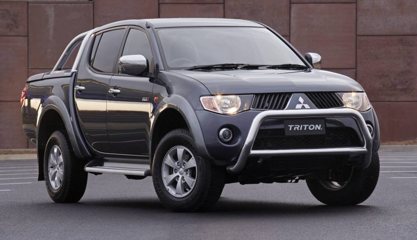 download MITSUBISHI TRITON L200 2.5L 3.2L able workshop manual