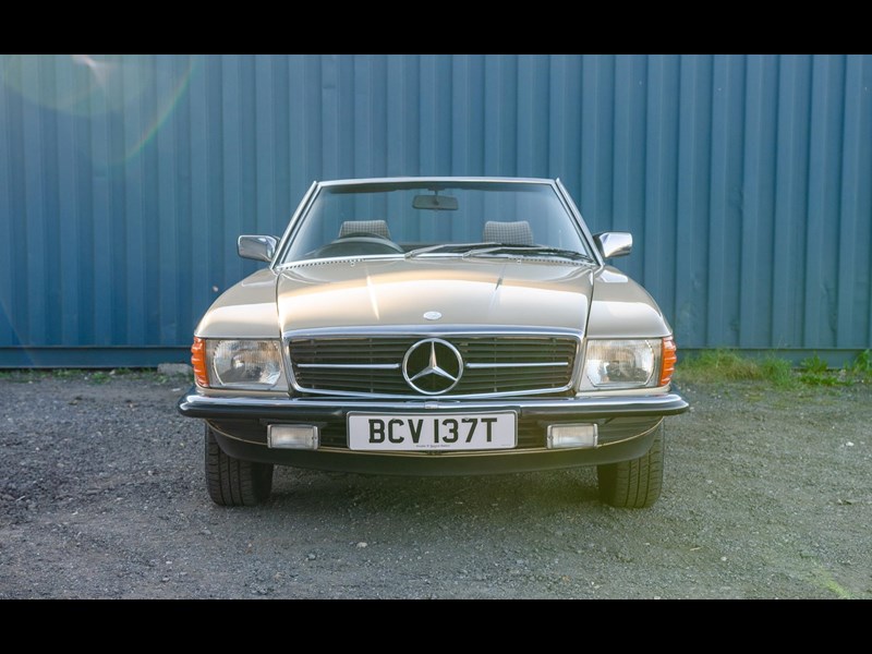 download Mercedes 280 E workshop manual