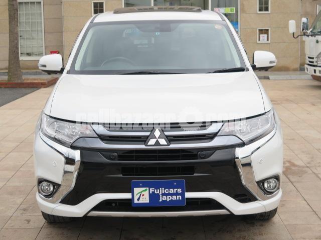 download Mitsubishi Outlander workshop manual