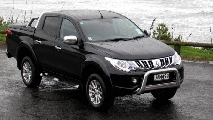 download Mitsubishi Triton able workshop manual