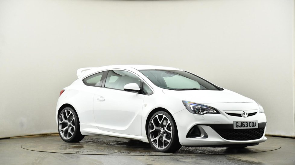 download OPEL GTC 3dr workshop manual